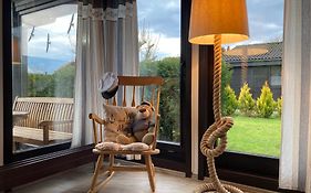 Urlaub beim Käptn! Freistehendes Premium Nordsee-Ferienhaus mit Fahrrädern, Stellplatz und Garten, 150m zur Nordsee